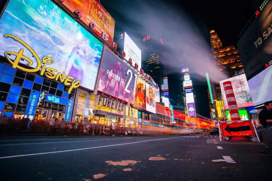 Magazinele din Times Square