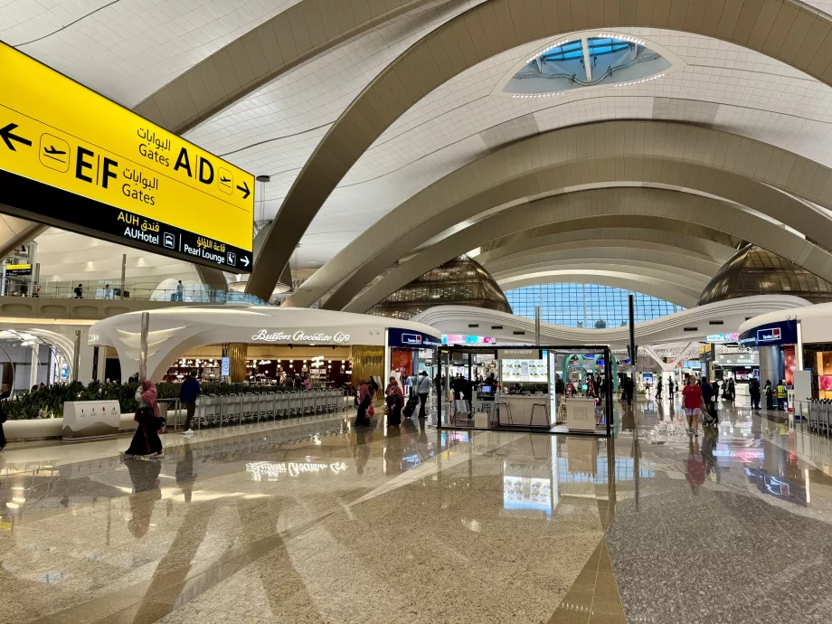 Terminalul Aeroportului Abu Dhabi