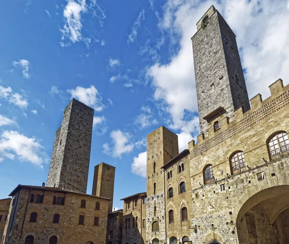 Turnurile din San Gimignano