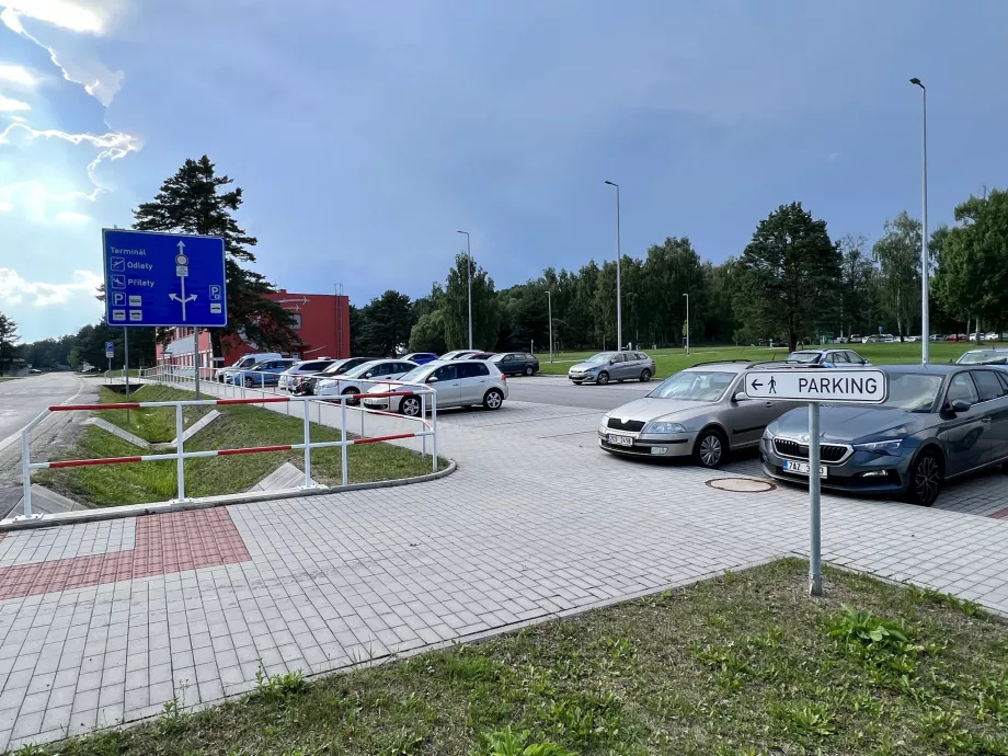 Parcarea Aeroportului České Budějovice