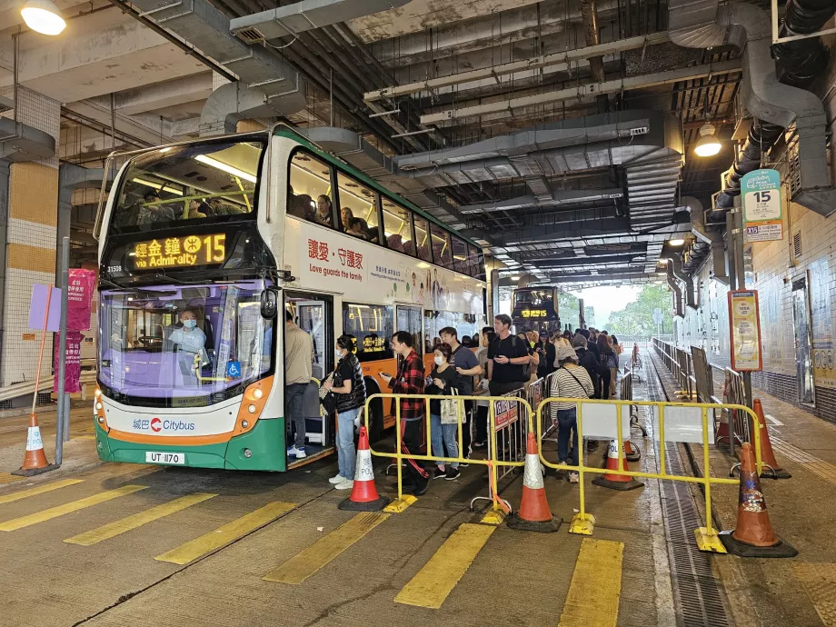 Autobuz 15, Victoria Peak