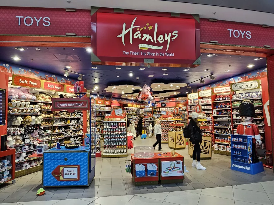 Hamleys, Aeroportul STN