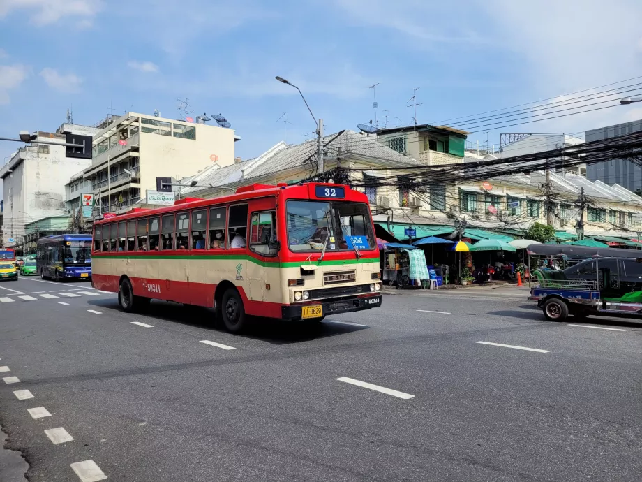 Autobuz necondiționat