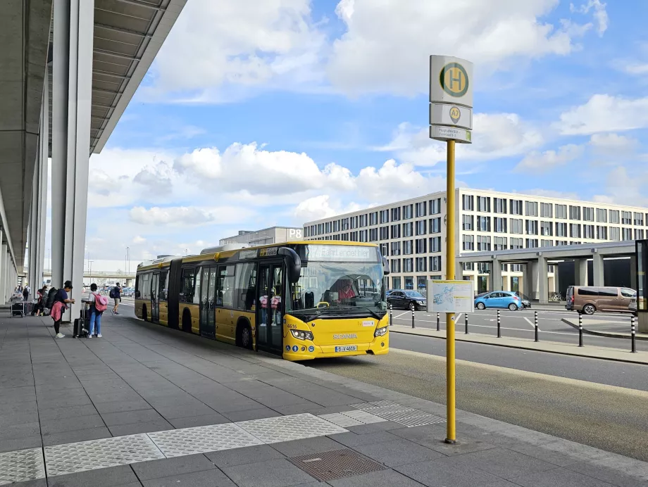 Autobuz X7, Aeroportul BER