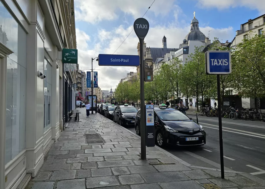 Taxi în Paris