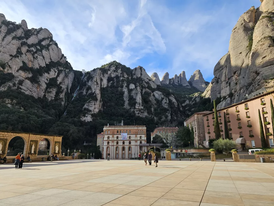 Piața Montserrat