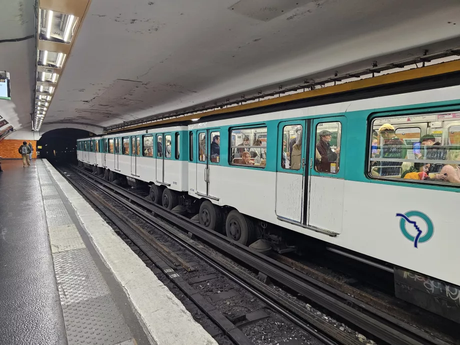 Metroul din Paris