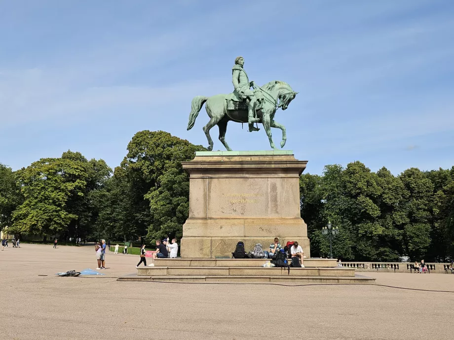 Statuia ecvestră a lui Carl Johann