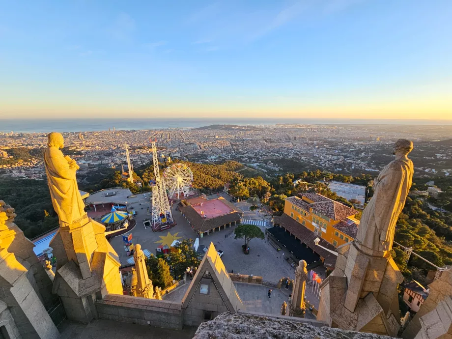 Vedere de pe terasa Templului Tibidabo