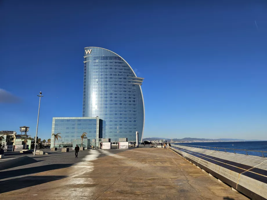 Hotelul "W Barcelona"