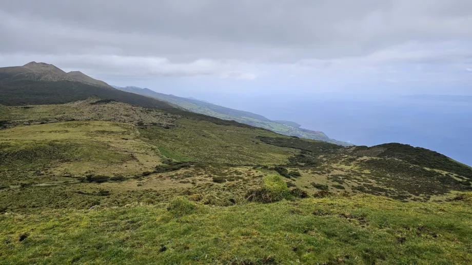 Vedere a coastei de sud a insulei