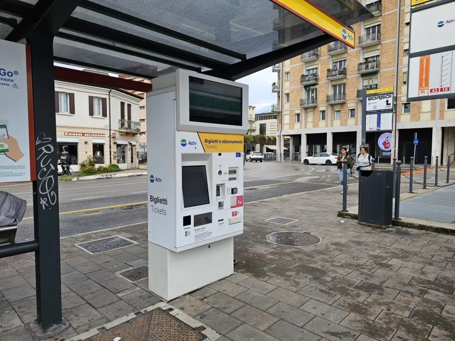 Distribuitor automat de bilete ACTV (nu este valabil pentru autobuzele ATVO)