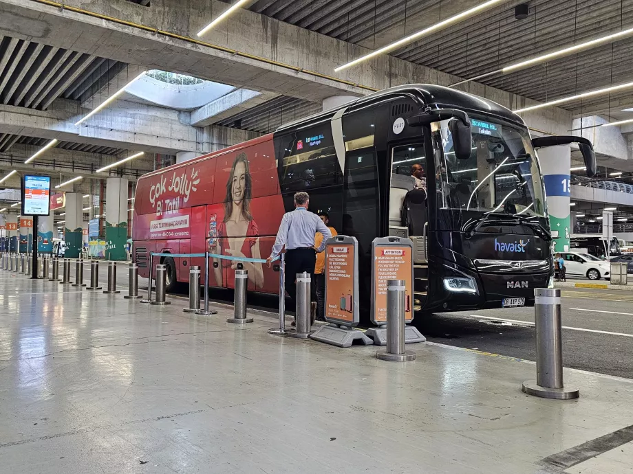 Autobuz Aeroportul Havaist-Taksim