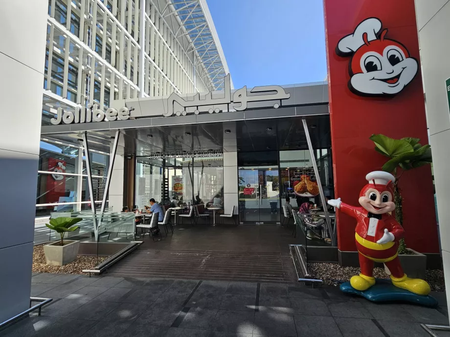 Jollibee, parte publică