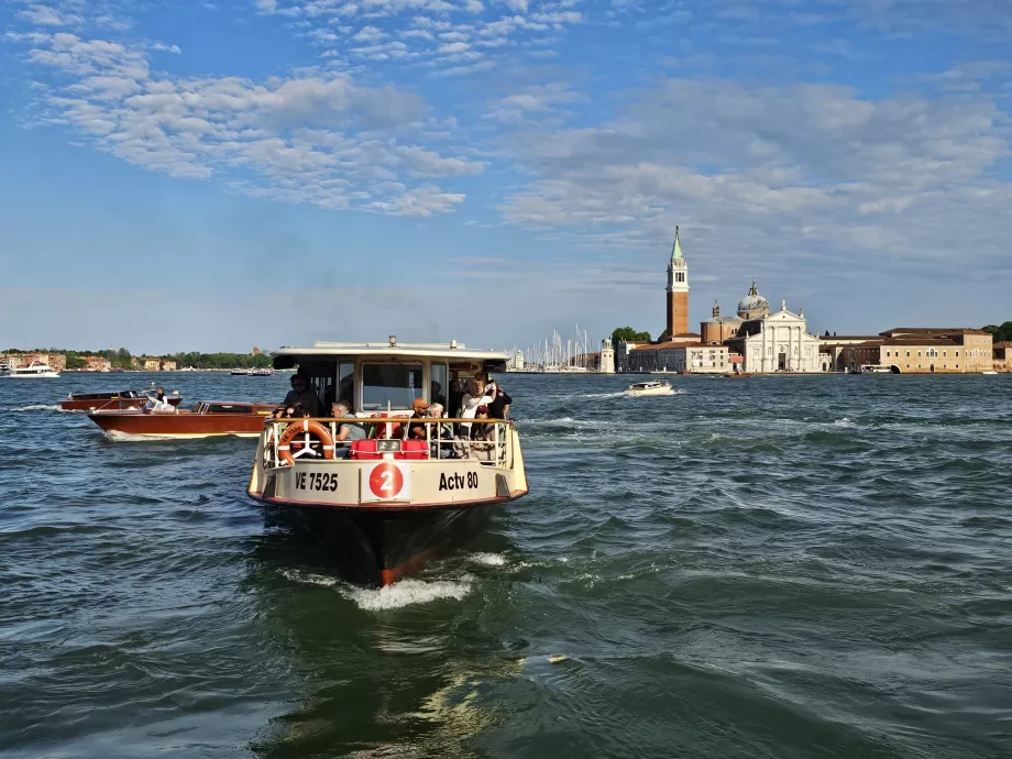 Vaporetto la Piazza San Marco