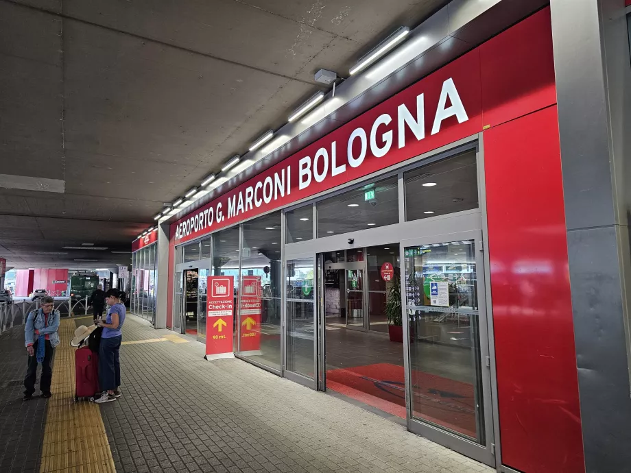 sosire pe aeroportul Bologna