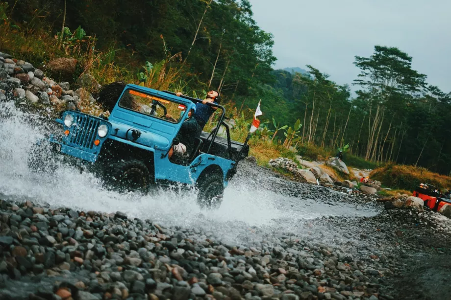 Turul lavei Merapi