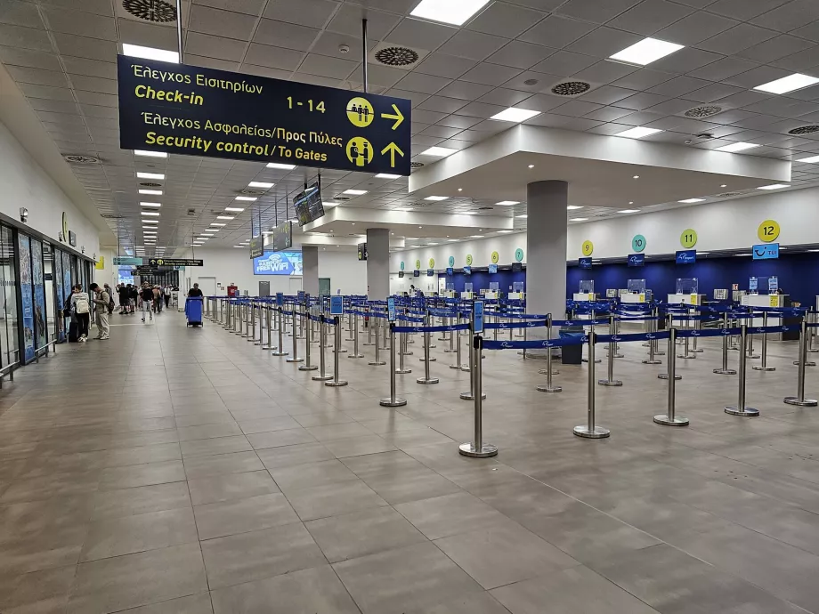 Sala de check-in, Aeroportul CFU