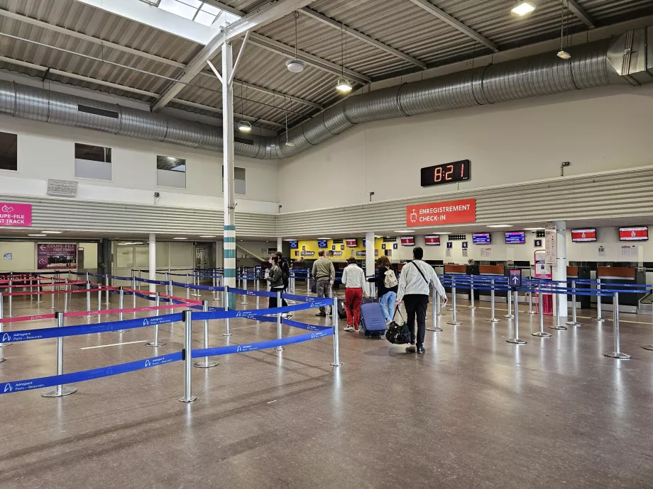 Sala de check-in, Terminalul 2