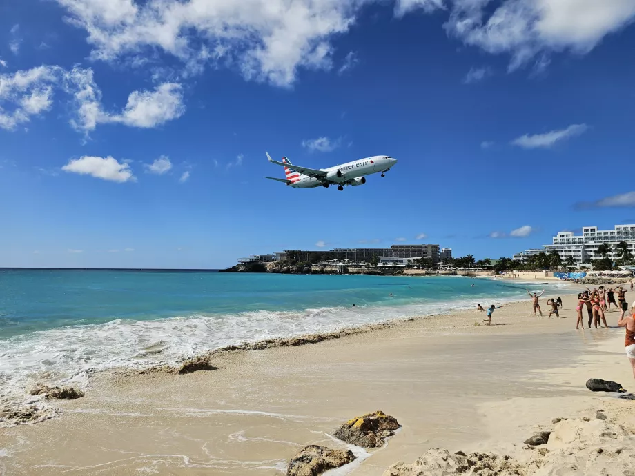 American Airlines la SXM