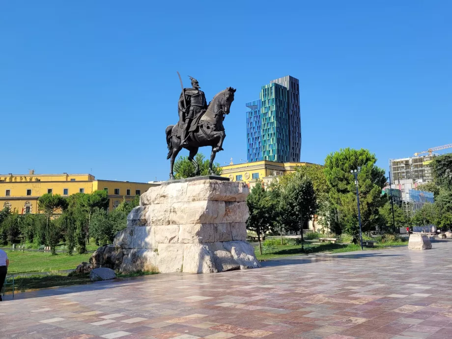 Statuia lui Skanderbeg