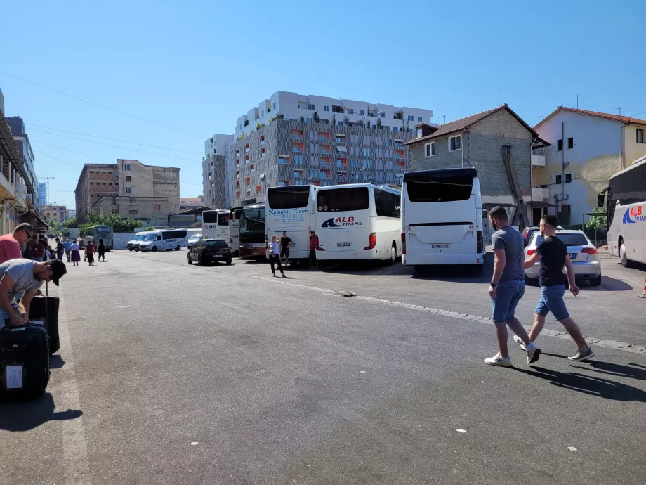 Stația internațională de autobuz