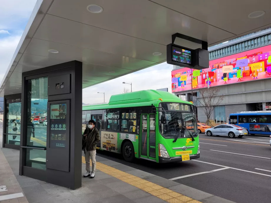 Stație de autobuz, Seoul