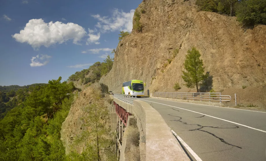 Autobuz în Cipru