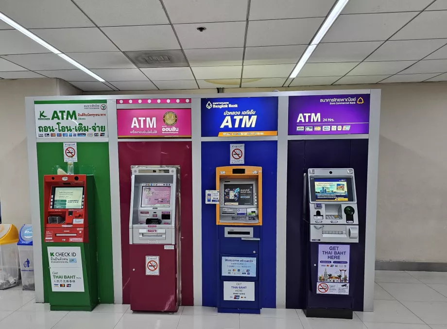 ATM-uri, Aeroportul DMK