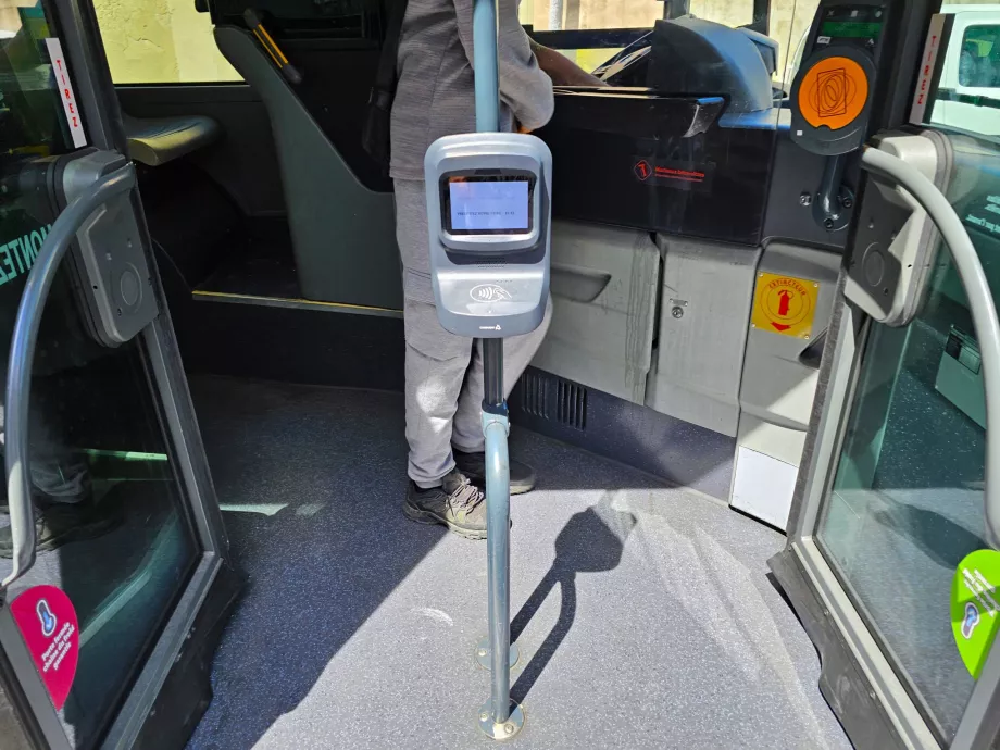 Validator de bilete în autobuz