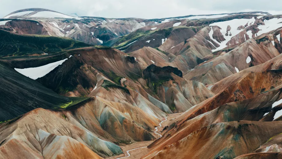 Landmannalaugar - Munții Curcubeu