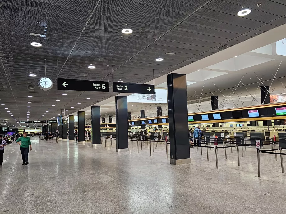 Sala de check-in, Aeroportul ZRH