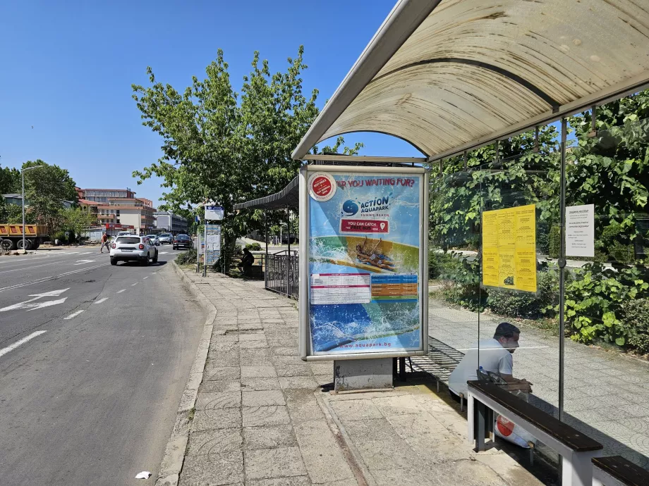 Stație de autobuz