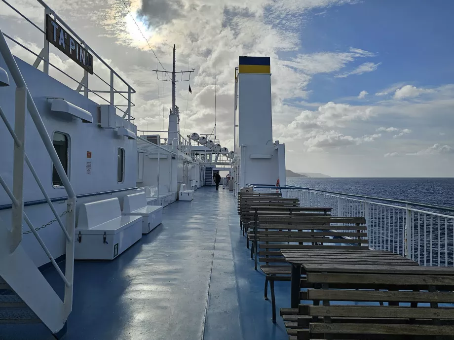 Ferry către Gozo