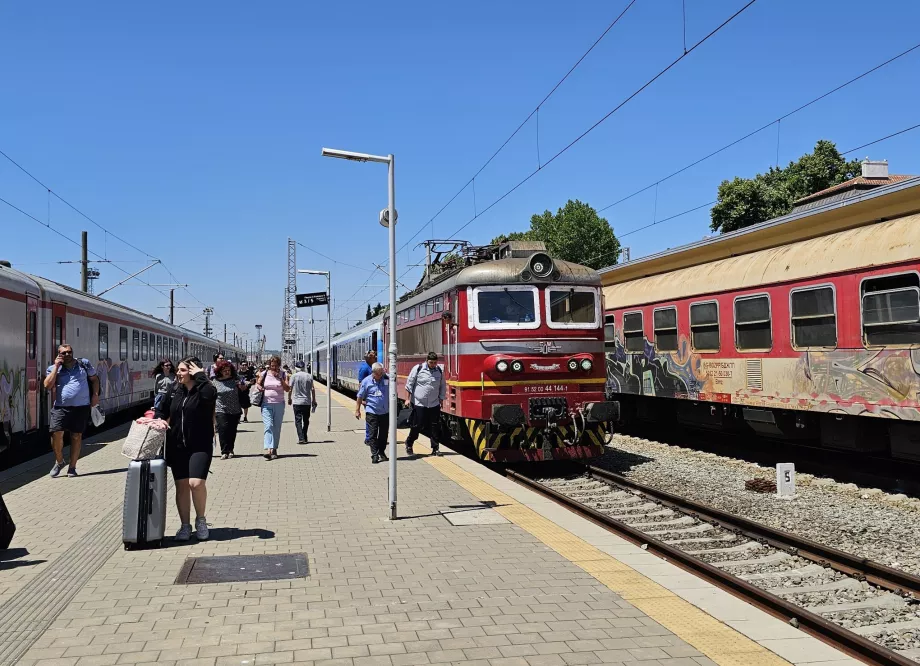 Tren în Burgas după sosirea din Sofia