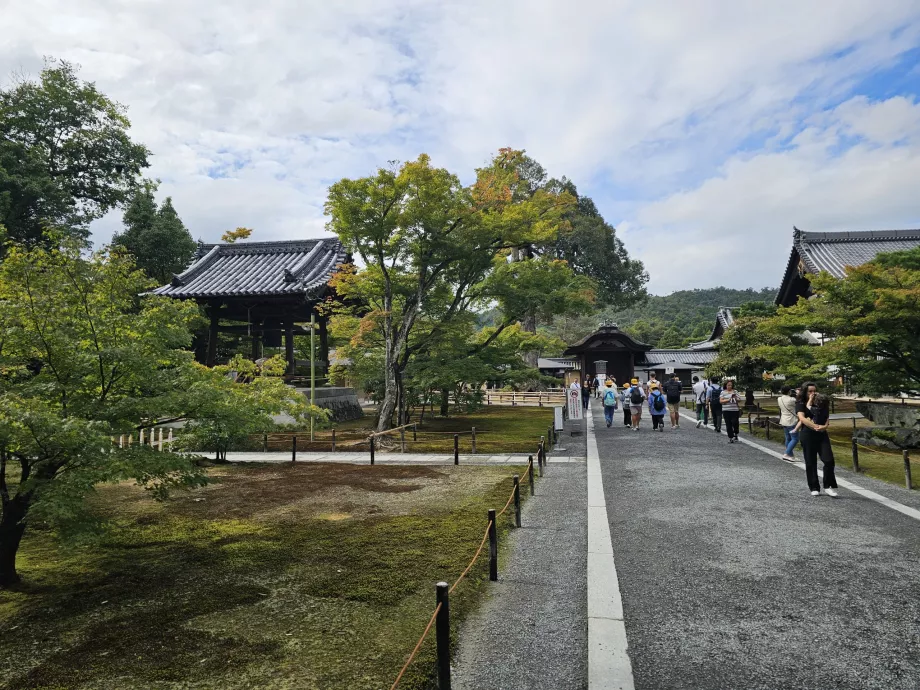 Intrarea la Templul Kinkakuji