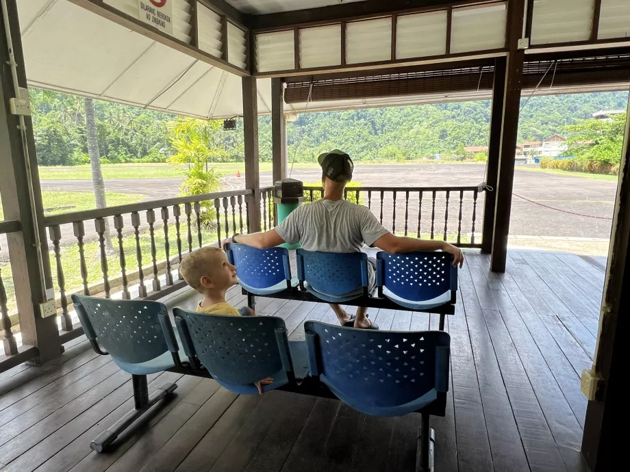 Sala de check-in a aeroportului Tioman